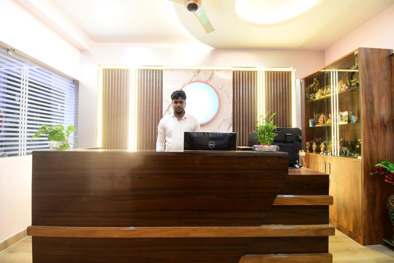 Hotel Sushree International Bhubaneswar Buitenkant foto