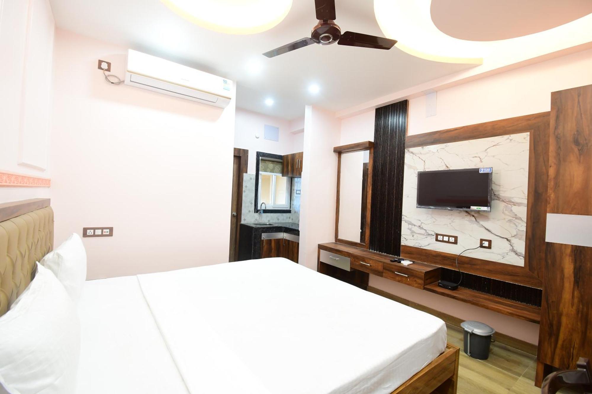 Hotel Sushree International Bhubaneswar Buitenkant foto
